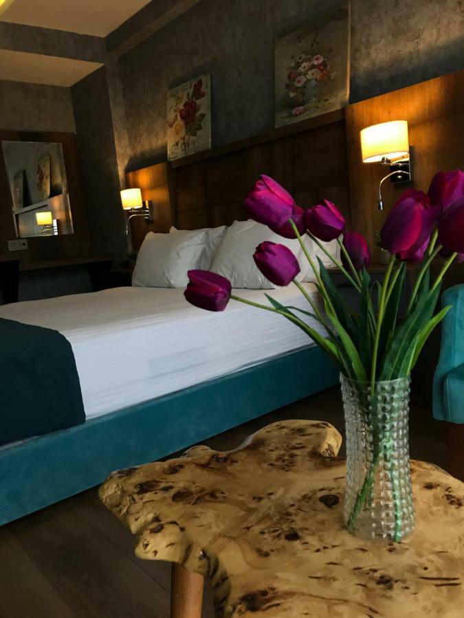 Dedehan Hotel ทรับซอน ภายนอก รูปภาพ
