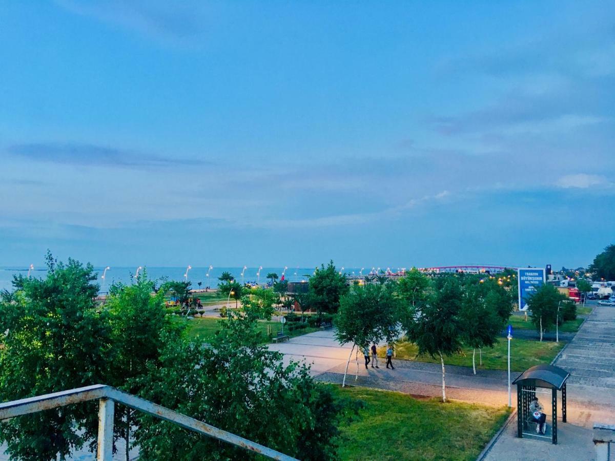 Dedehan Hotel ทรับซอน ภายนอก รูปภาพ